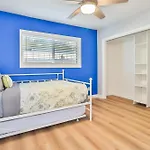 Truly Immaculate Pool Home Sfv